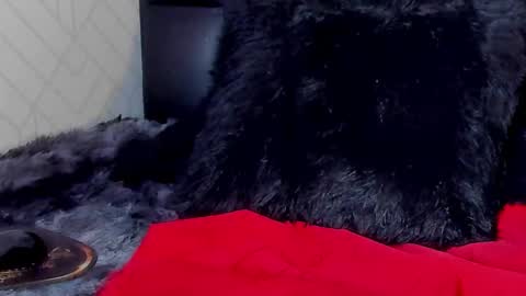 Zoe  online show from March 7, 4:26 pm