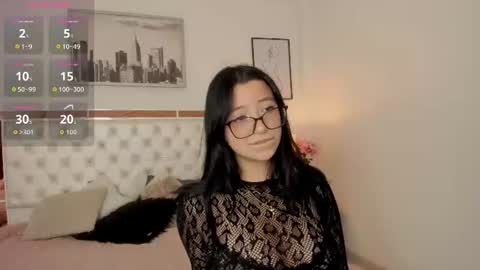 Snapshot of zoe_xra chatting on June 10, 9:25 pm Zoe online show from June 10, 9:25 pm