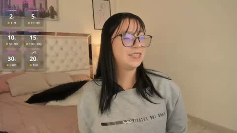 Snapshot of zoe_xra chatting on June 26, 8:57 pm Zoe online show from June 26, 8:57 pm