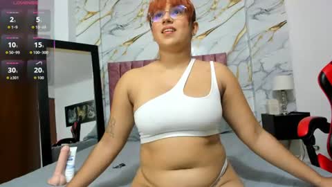 Snapshot of zoebluhs chatting on June 26, 11:14 am Zoe online show from June 26, 11:14 am