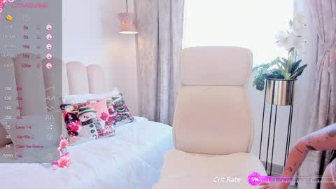 Snapshot of zoee_jackson chatting on December 17, 6:42 pm  zoee jackson online show from December 17, 6:42 pm