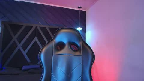 Zoe 3 online show from April 10, 5:17 pm