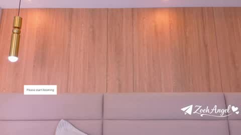 Zoe online show from June 2, 11:01 am
