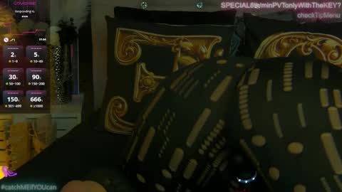 Snapshot of zoemesmerizee chatting on June 2, 3:36 pm ZoeMesmerize online show from June 2, 3:36 pm