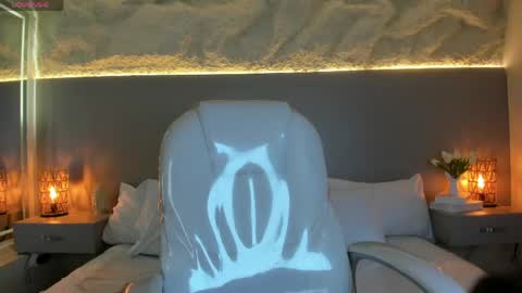 Zoe online show from May 20, 3:24 am