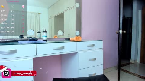 zoey  Independent model online show from December 11, 2:30 am