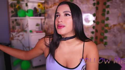 Snapshot of zoey_fox_ chatting on March 25, 11:22 pm zoey fox online show from March 25, 11:22 pm