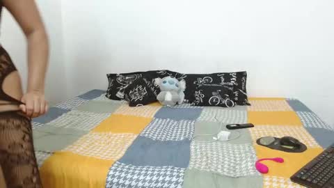 Snapshot of zoey_jayden chatting on February 1, 11:09 am Zoey Jayden online show from February 1, 11:09 am