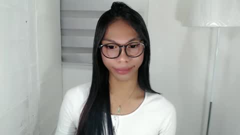 zoey online show from March 8, 9:29 pm