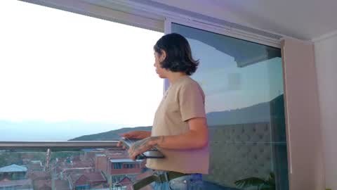Snapshot of zoeypetit chatting on July 14, 10:54 am Zoey online show from July 14, 10:54 am