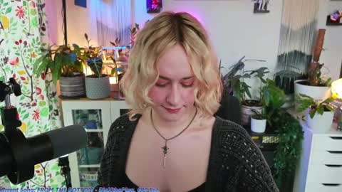 Snapshot of zoeyryan chatting on March 23, 5:39 pm Zoey Ryan online show from March 23, 5:39 pm