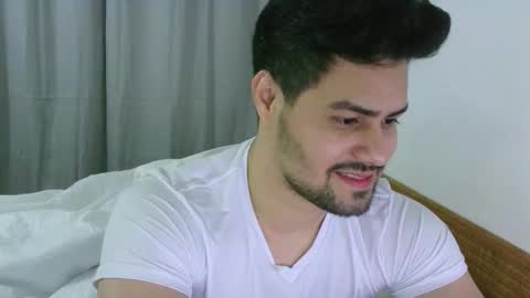 Snapshot of zohan_haidar chatting on October 23, 2:33 am ZohanMohamed online show from October 23, 2:33 am