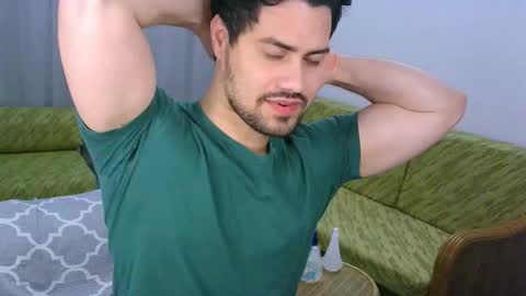 Snapshot of zohan_haidar chatting on February 9, 11:31 pm ZohanMohamed online show from February 9, 11:31 pm