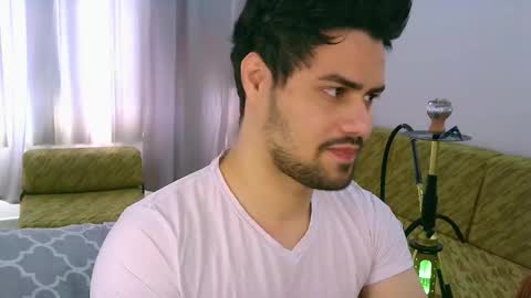 Snapshot of zohan_haidar chatting on February 10, 5:06 pm ZohanMohamed online show from February 10, 5:06 pm