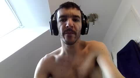 Snapshot of zommmmmmmmm chatting on March 1, 2:52 pm zom online show from March 1, 2:52 pm