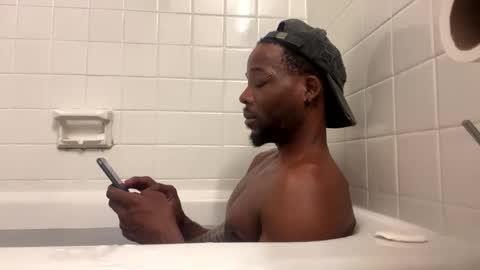 Snapshot of zoom_19xx chatting on April 12, 12:37 am YOU NASTY online show from April 12, 12:37 am