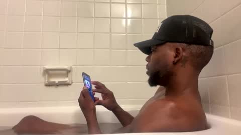 Snapshot of zoom_19xx chatting on April 17, 2:47 am YOU NASTY online show from April 17, 2:47 am