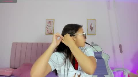 Zoe online show from April 16, 12:06 pm