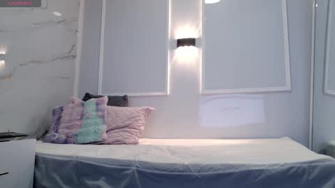 Violeta online show from March 2, 11:39 am