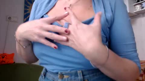 Zosya1111 online show from December 15, 9:45 am