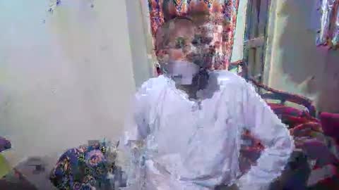 Snapshot of zoyakhan803 chatting on March 7, 10:32 pm zoyakhan803 online show from March 7, 10:32 pm