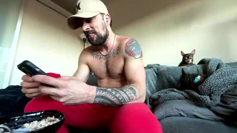 Snapshot of zuko_zen69 chatting on January 19, 5:39 pm Zuko online show from January 19, 5:39 pm