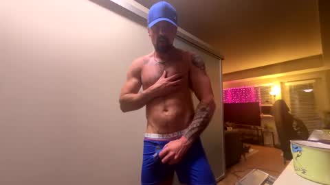 Snapshot of zuko_zen69 chatting on September 18, 12:18 pm Zuko online show from September 18, 12:18 pm