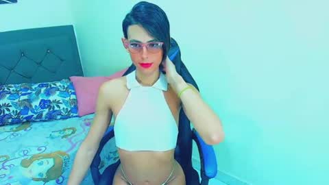 Snapshot of zulramth chatting on July 1, 9:14 pm zulramth online show from July 1, 9:14 pm