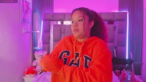 Zuly  online show from April 16, 1:01 pm