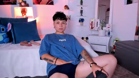 Zury Ramirez online show from December 19, 9:11 pm