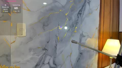 ZYLE online show from January 10, 8:10 pm