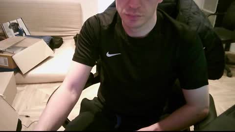 zyriosben online show from March 10, 12:15 pm