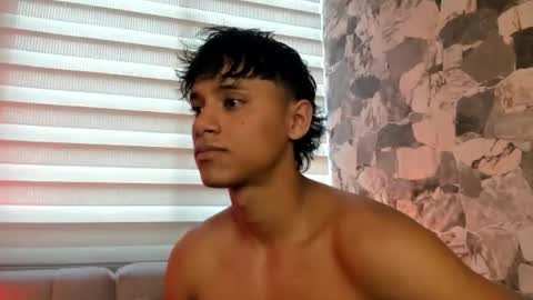 zyzz_1812 online show from February 23, 7:00 pm