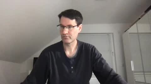 Snapshot of zzz123_cam chatting on January 18, 4:10 pm zzz123_cam online show from January 18, 4:10 pm