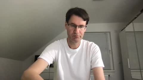 Snapshot of zzz123_cam chatting on March 11, 3:56 pm zzz123_cam online show from March 11, 3:56 pm