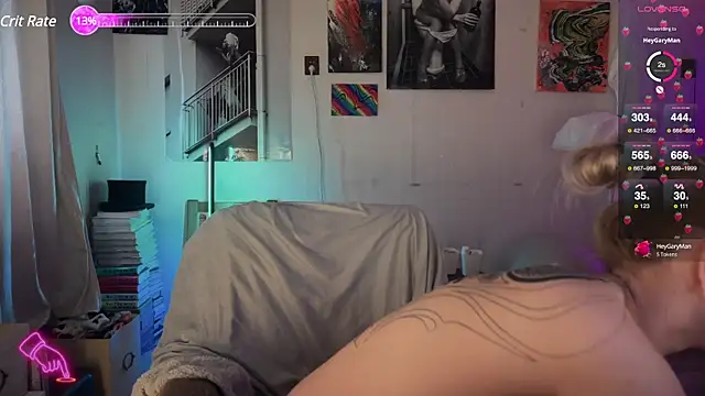 Snapshot of Mannarie_Madsinn chatting on January 2, 8:49 am Mannarie Madsinn online show from January 2, 8:49 am