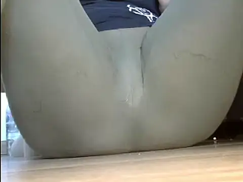 Squirtlady38 online show from February 17, 4:37 pm