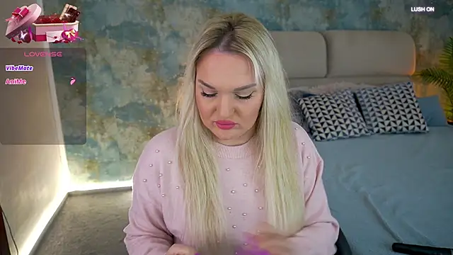 MissyMartinez online show from February 5, 4:44 pm