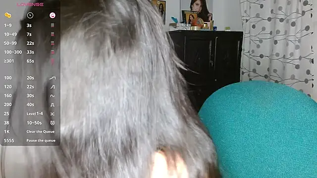 Snapshot of mia__lopez_ chatting on December 13, 4:22 am mia lopez online show from December 13, 4:22 am