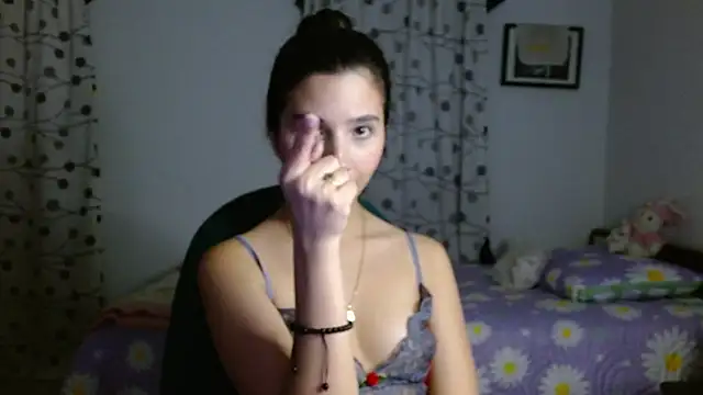 Snapshot of mia__lopez_ chatting on February 5, 2:19 am mia lopez online show from February 5, 2:19 am