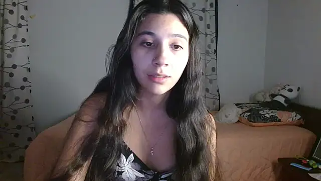 Snapshot of mia__lopez_ chatting on March 21, 1:24 am mia lopez online show from March 21, 1:24 am
