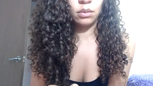 gatubelahot online show from March 18, 9:53 pm