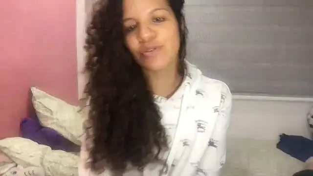 gatubelahot online show from September 23, 3:42 am