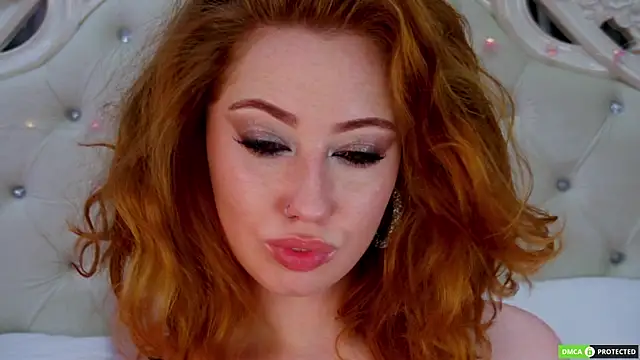 TinaBrook online show from March 3, 7:54 am