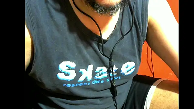 Snapshot of jshepeherd chatting on May 23, 5:06 pm jshepeherd online show from May 23, 5:06 pm