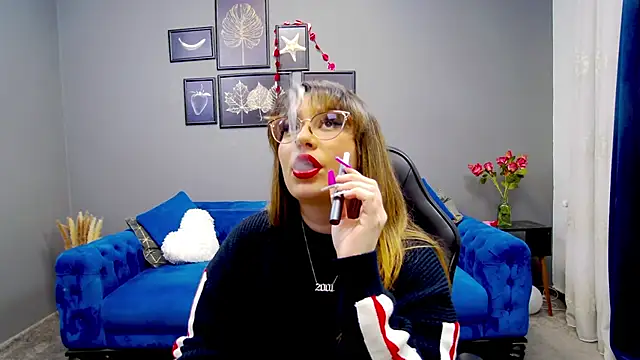 Katewalker  online show from February 20, 6:24 pm