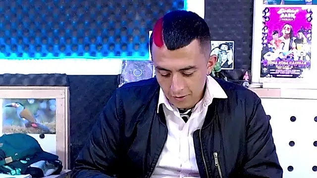 Darko0717 online show from March 19, 10:53 pm