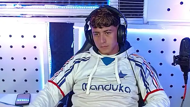 Darko0717 online show from September 22, 10:34 pm