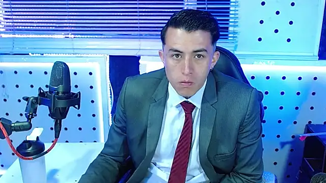 Darko0717 online show from January 6, 1:37 pm