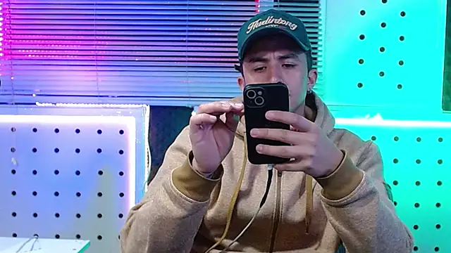 Darko0717 online show from March 11, 12:27 am